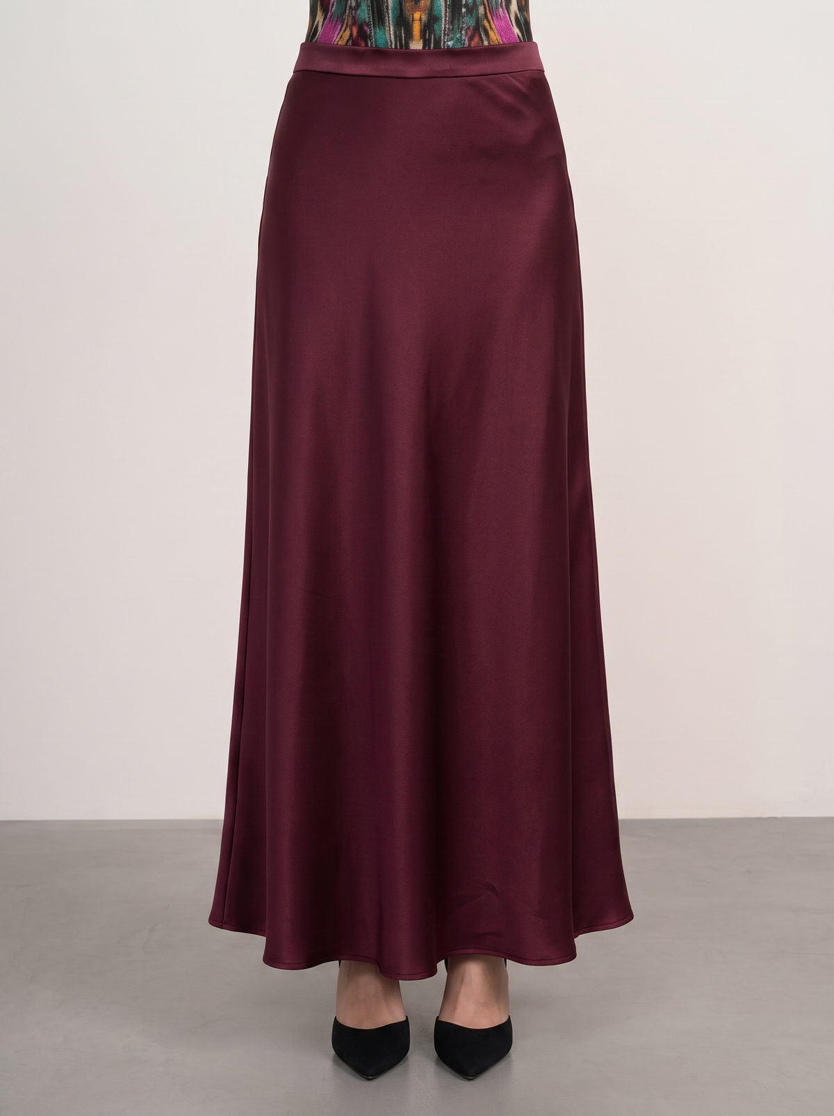 Sadri Couture Pari Skirt, a bias-cut crepe-back satin skirt, back view.